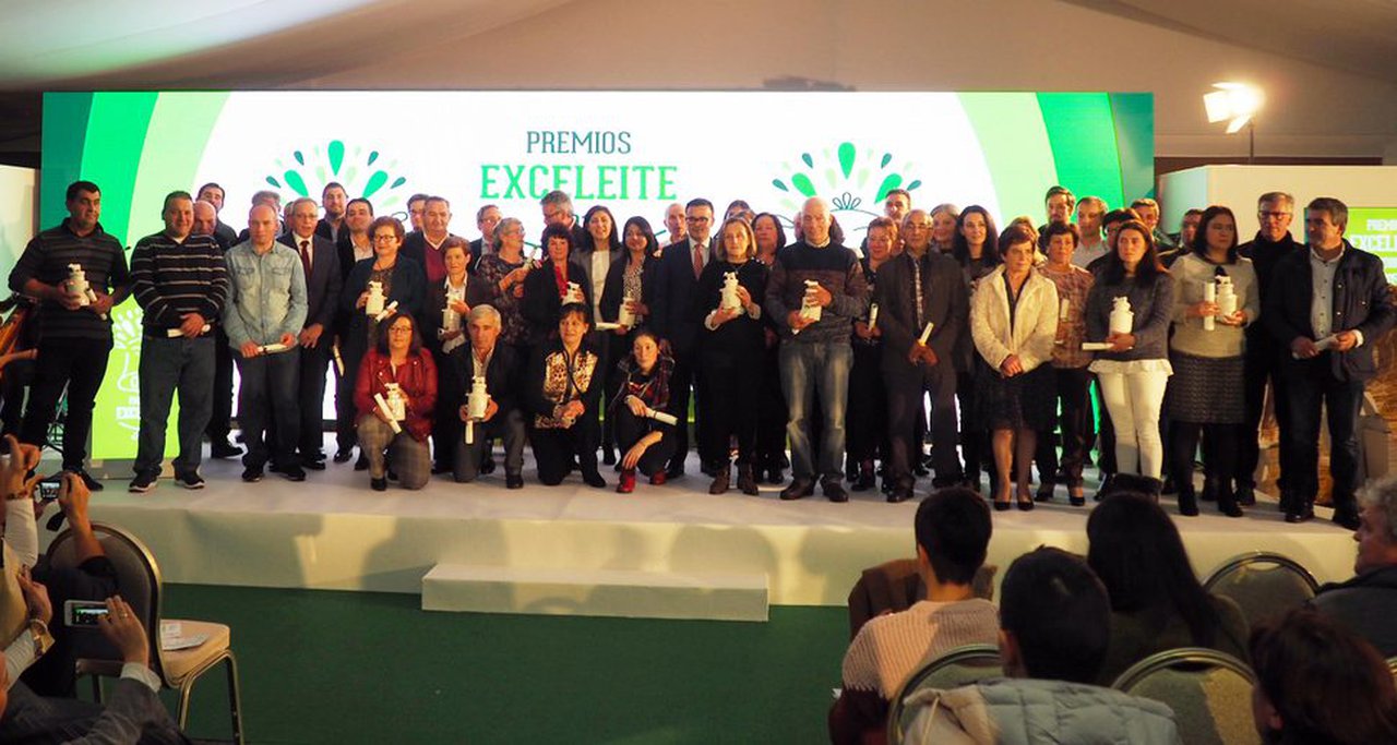 Entrega dos galardóns aos gañadores dos II Premios Exceleite