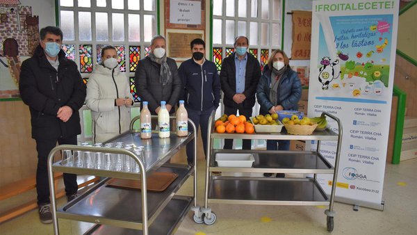 O director xeral de Gandaría, Agricultura e Industrias Agroalimentarias, José Balseiros, durante unha visita a un dos centros participantes