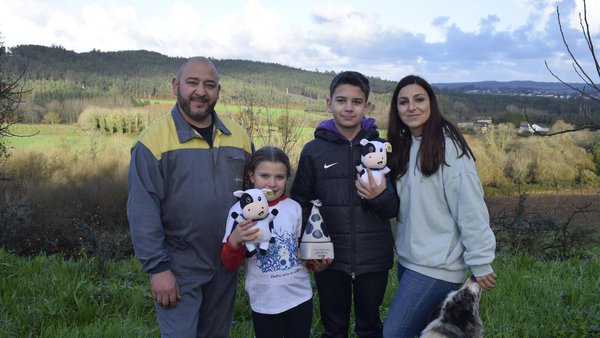 Finca San Mamede recibe o premio do concurso "Outra Vaca no Millo" 2025