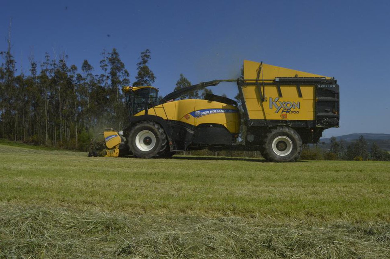 Convocadas las ayudas para promover el empleo de maquinaria agrícola en régimen asociativo
