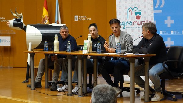 Agromuralla reivindica o papel da produción de leite en Galicia como motor económico