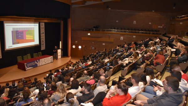El papel de las ADSG en los programas sanitarios, el manejo de la recría y la gestión de datos centraron la Jornada de Africor Lugo y Vaca Pinta
