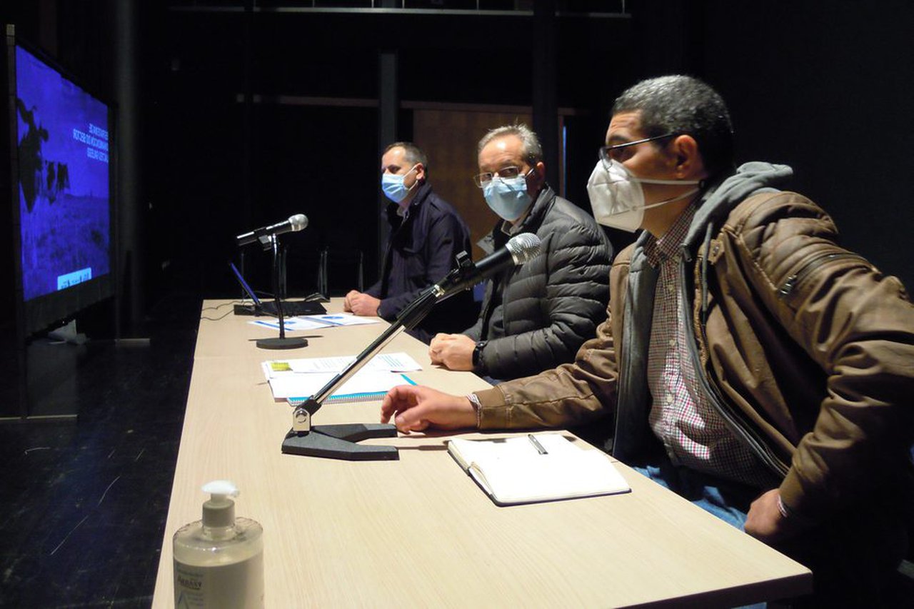 Agromuralla teme que la nueva normativa sobre purines lleve al cierre del 50 % de las pequeñas explotaciones