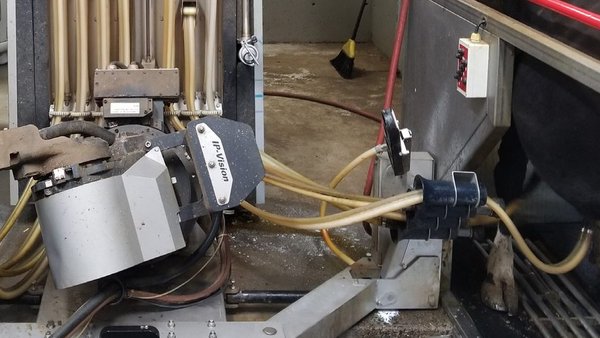 Prevención de coxeiras en granxas con muxido robotizado