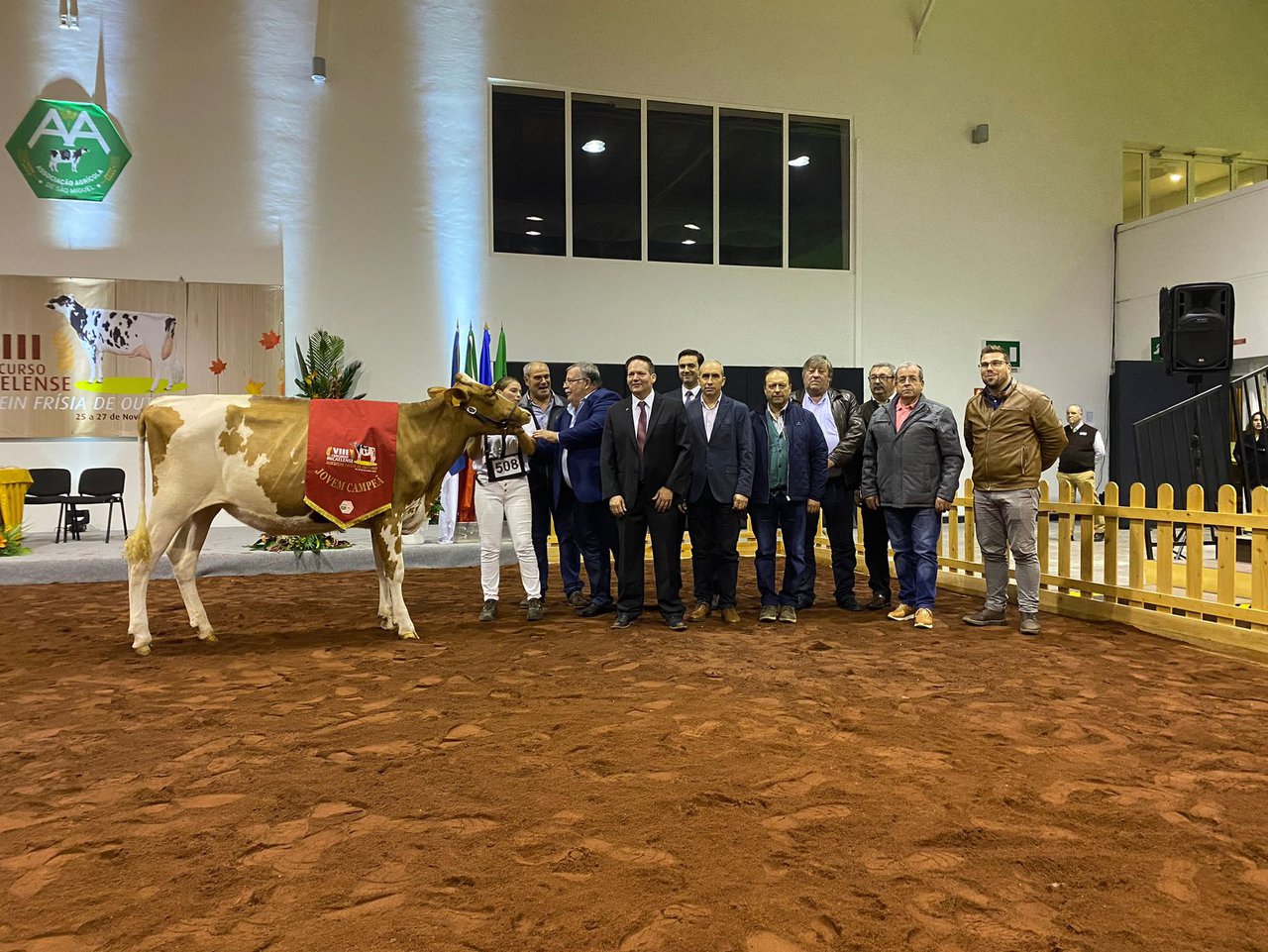Alesio Sg-Red 4859, gran campiona de xatas e xovencas do Concurso de Outono de Azores