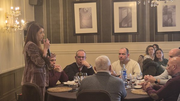 Medio Rural reúnese coas asociacións de control leiteiro, que no 2026 recibirán 1 millón de euros en axudas para apoiar o seu labor