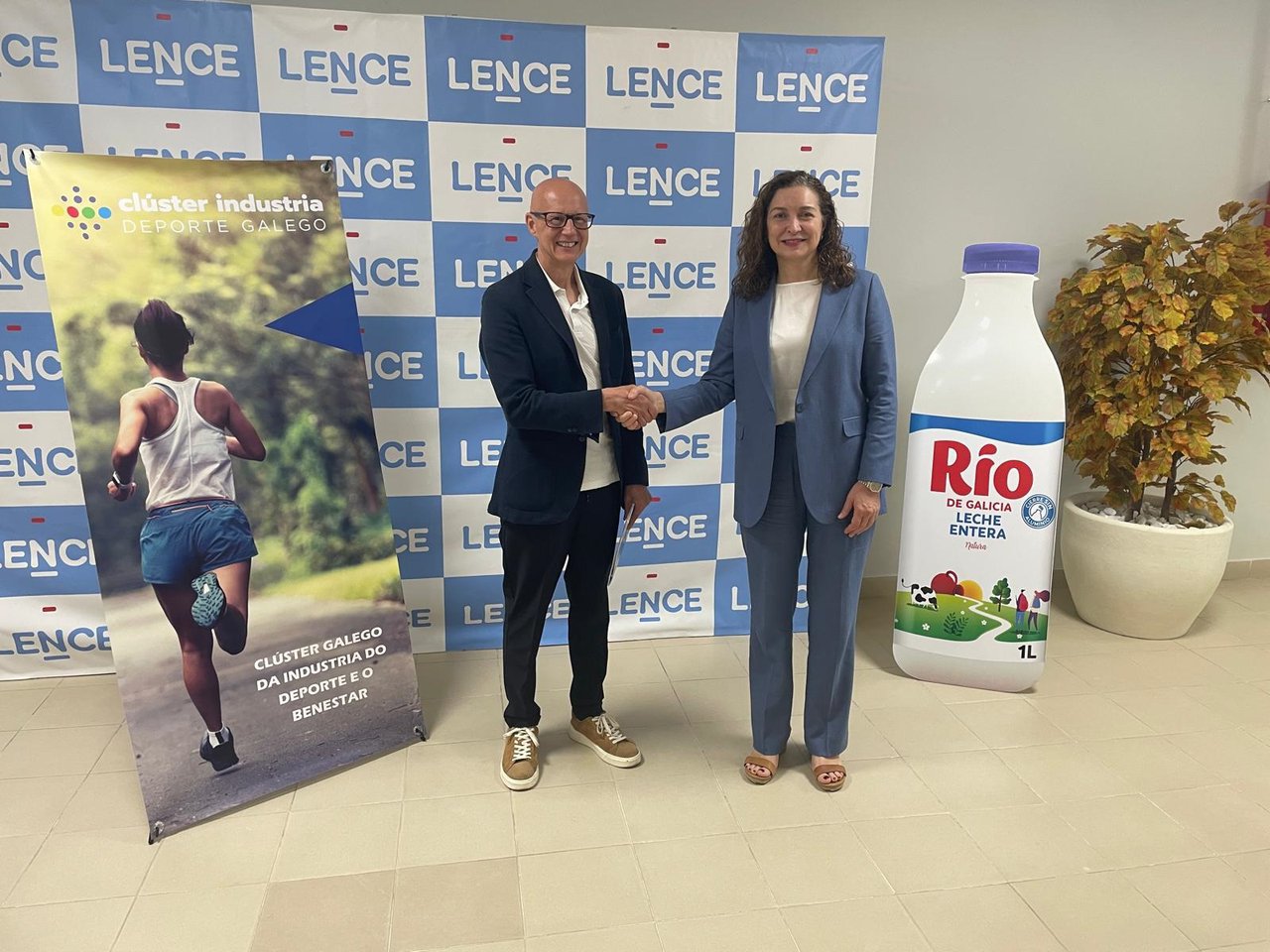 Grupo Lence asina un convenio co Clúster Galego da Industria do Deporte e o Benestar para fomentar a alimentación saudable e a actividade física