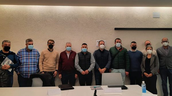 Axentes do sector lácteo reúnense en Lugo para deseñar a folla de ruta da súa dixitalización a través do proxecto HIBA