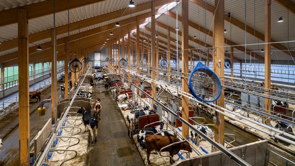 DeLaval amplía Hamra Farm e reforza a súa aposta pola innovación
