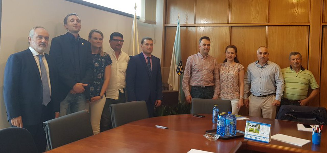 Fefriga recibe o Clúster de Leite de Akmola Oblast de Kazajistán