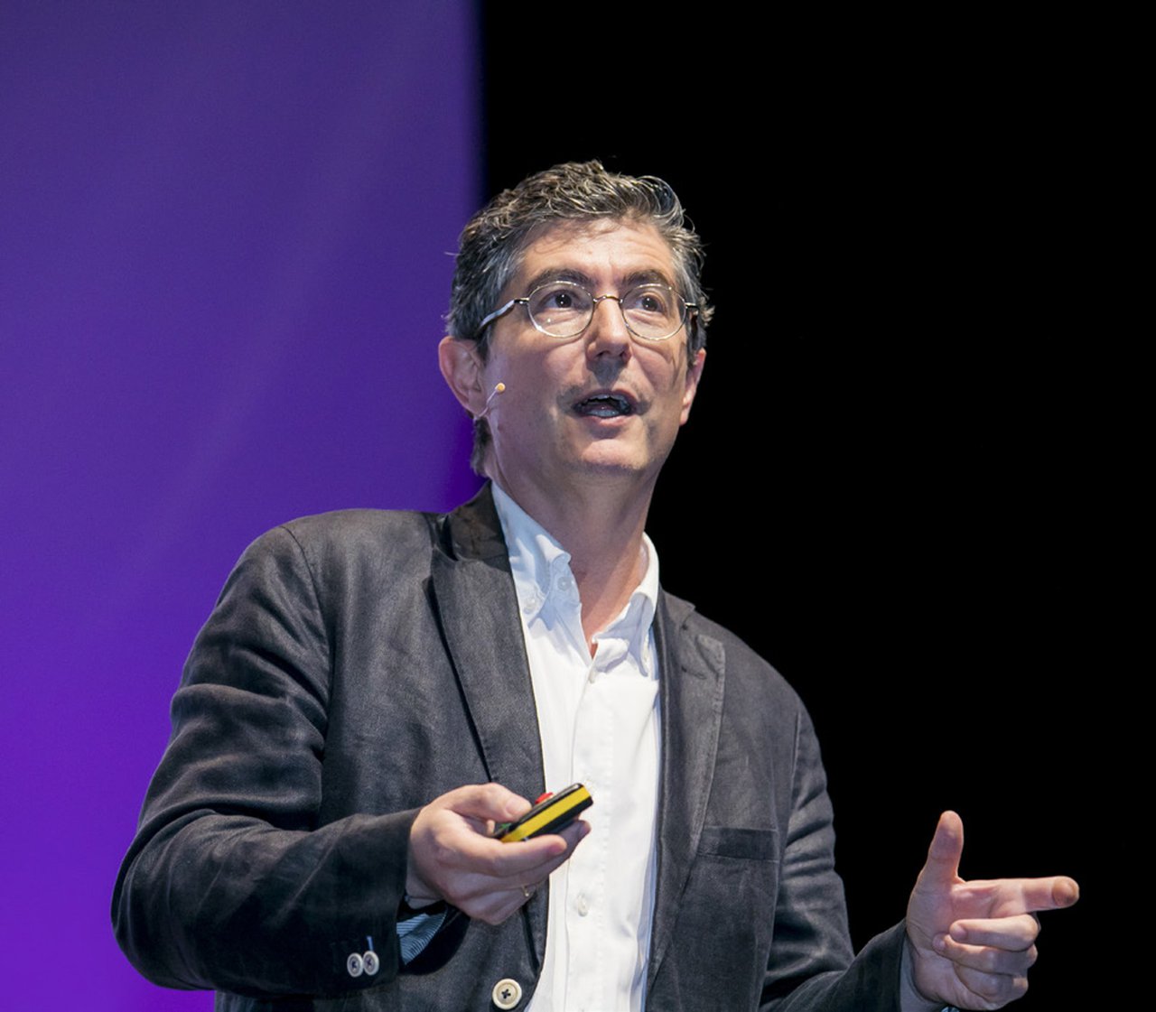 Fernando Trías de Bes participa no webinar de Zoetis