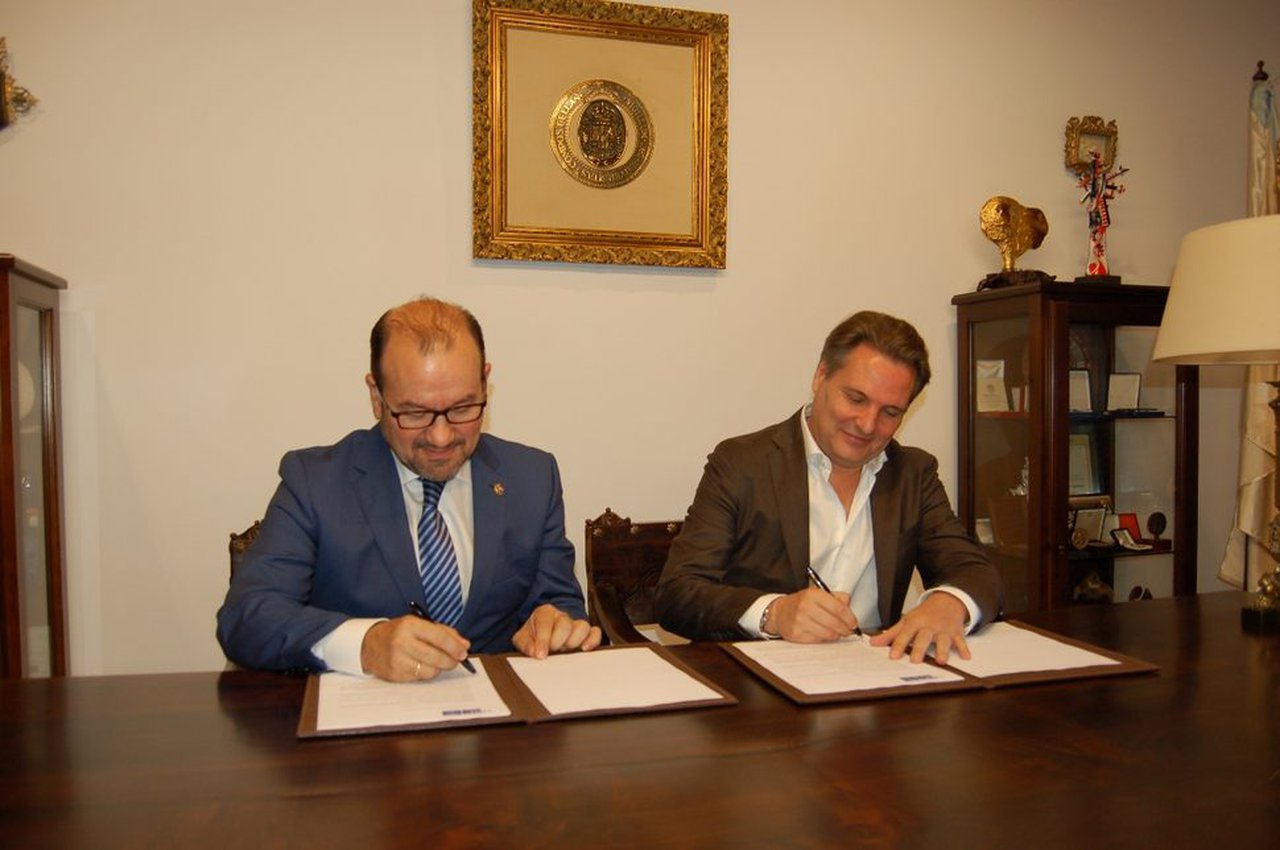 Soaga e a USC firman o acordo de colaboración para a elaboración de novos fertilizantes