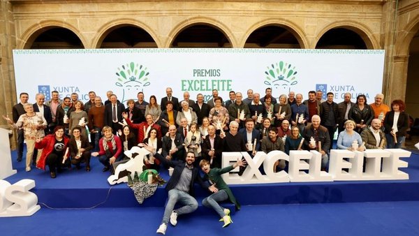 Entregados os Premios Exceleite á excelencia hixienico-sanitaria das ganderías galegas de leite cru de vaca