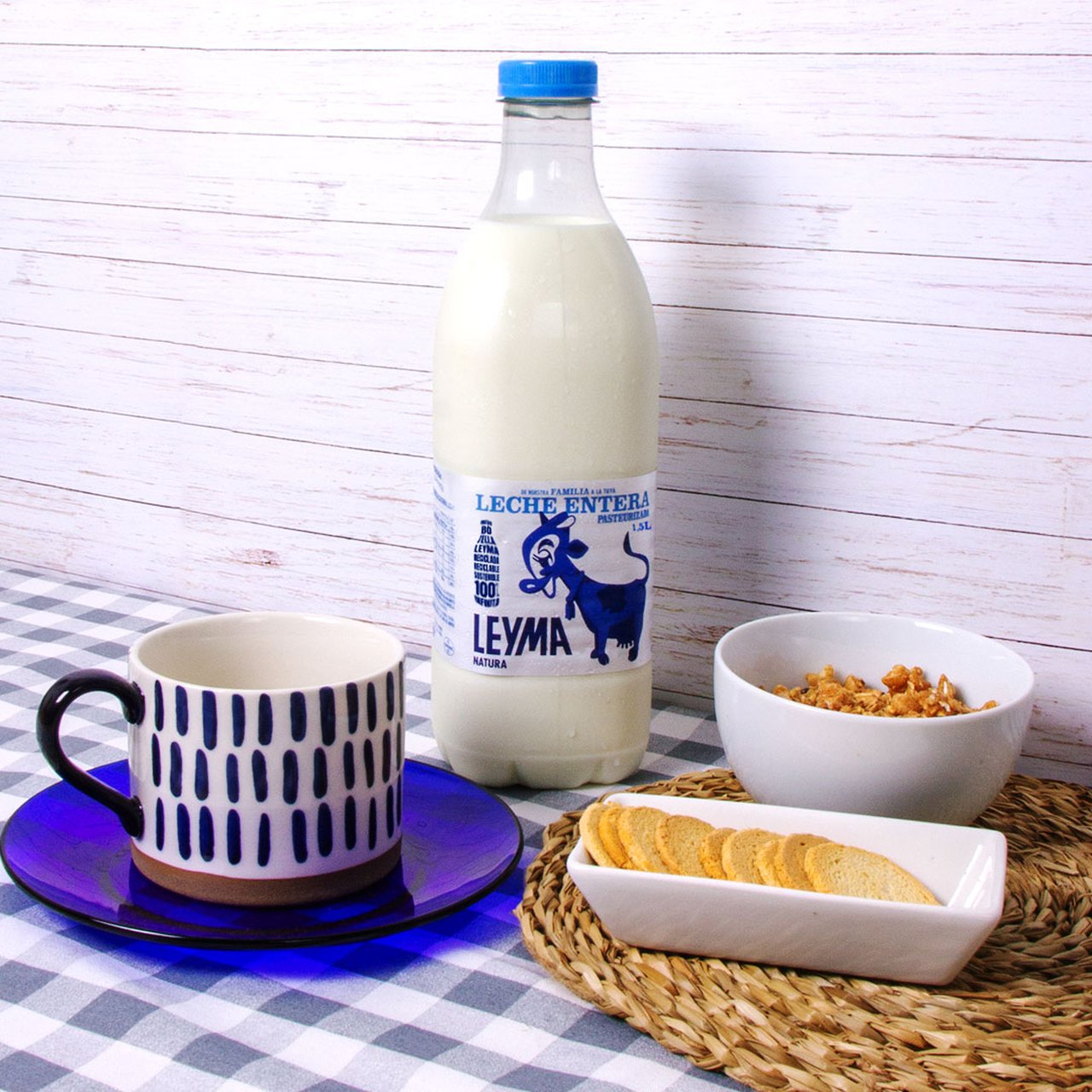 Leyma presenta a primeira botella de leite 100 % reciclada en España