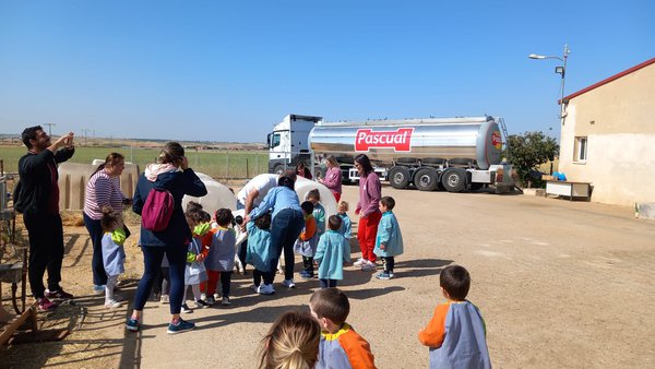 Afriza continúa coas Xornadas de Portas Abertas do Sector Lácteo no marco do Día Mundial do Leite