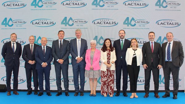 Grupo Lactalis celebra os seus 40 anos en España reiterando a súa paixón polo leite e o seu compromiso coa calidade e as persoas
