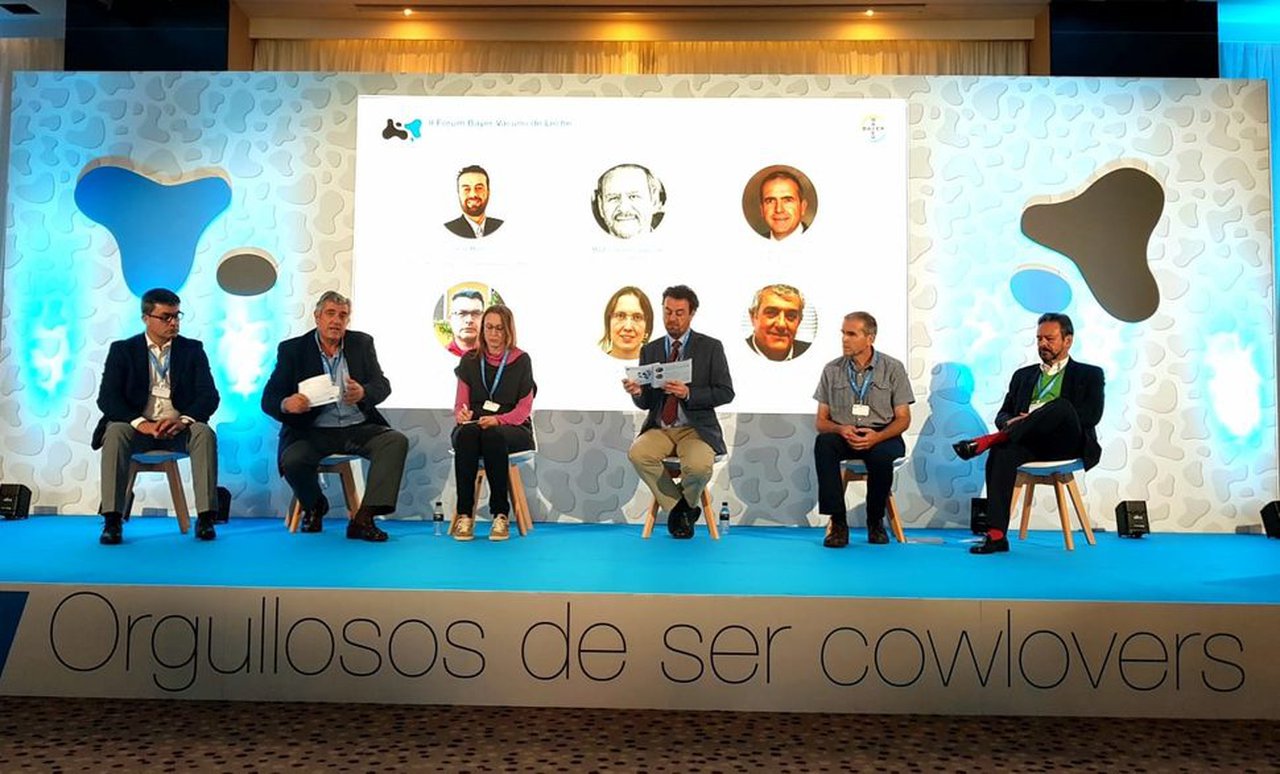 Dúas mesas redondas para pechar o II Forum Bayer de Vacún
