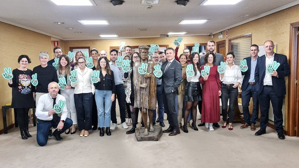 O Grupo Caixa Rural duplica a súa achega a Cáritas no Día Solidario