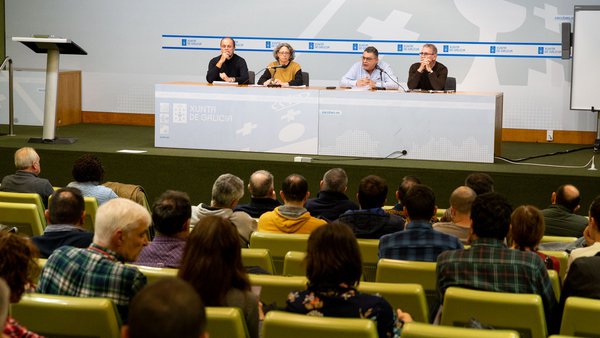 A Xunta reforza o labor das asociacións de defensa sanitaria gandeira fronte á EHE e a lingua azul con axudas de 2,28 millóns de euros
