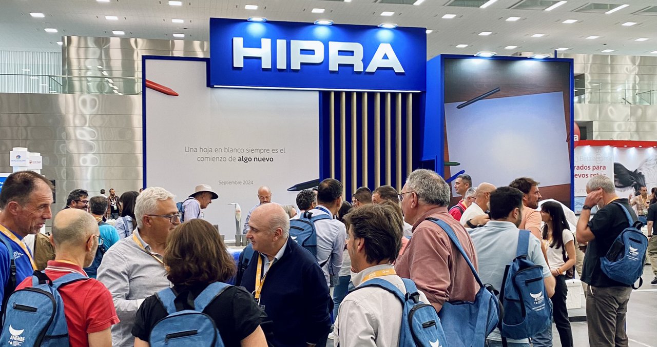 Hipra participó en el Congreso Anembe bajo el lema "Una hoja en blanco siempre es el comienzo de algo nuevo"