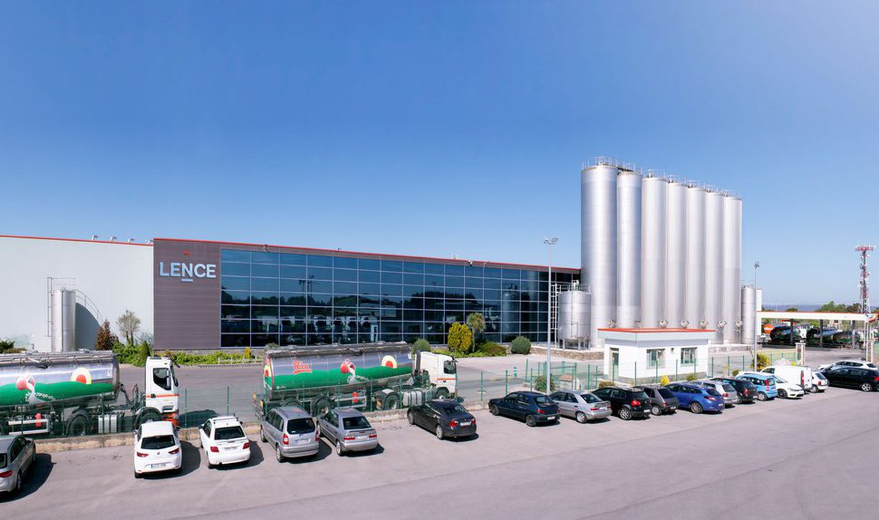 O grupo Leite Río conta con nova imaxe corporativa, Lence