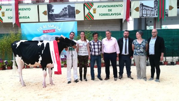 Gloria Brady Katia, nova xovenca gran campiona de Cantabria