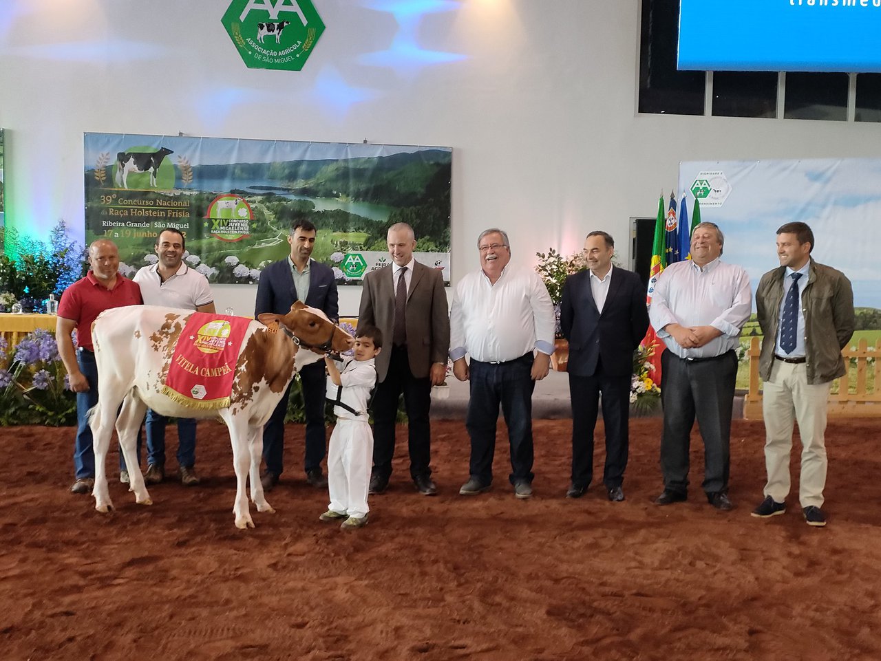 Pereira Doral O'Kadone Red gaña o Concurso Juvenil Micaelense