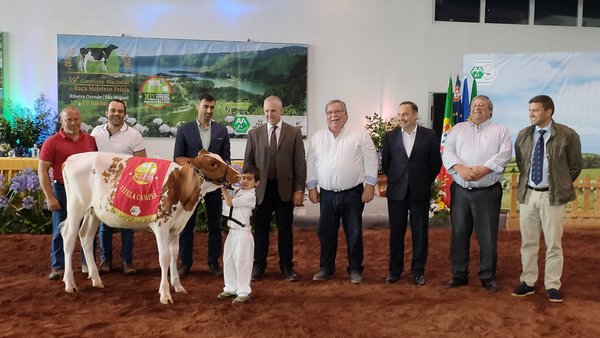 Pereira Doral O'Kadone Red gaña o Concurso Juvenil Micaelense