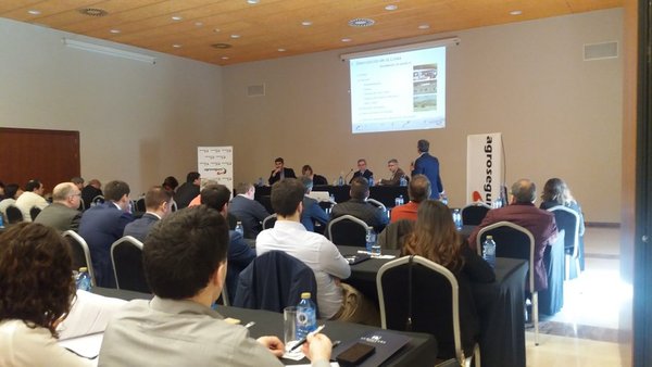 Charla de Agroseguro sobre o seguro de gando vacún en Galicia