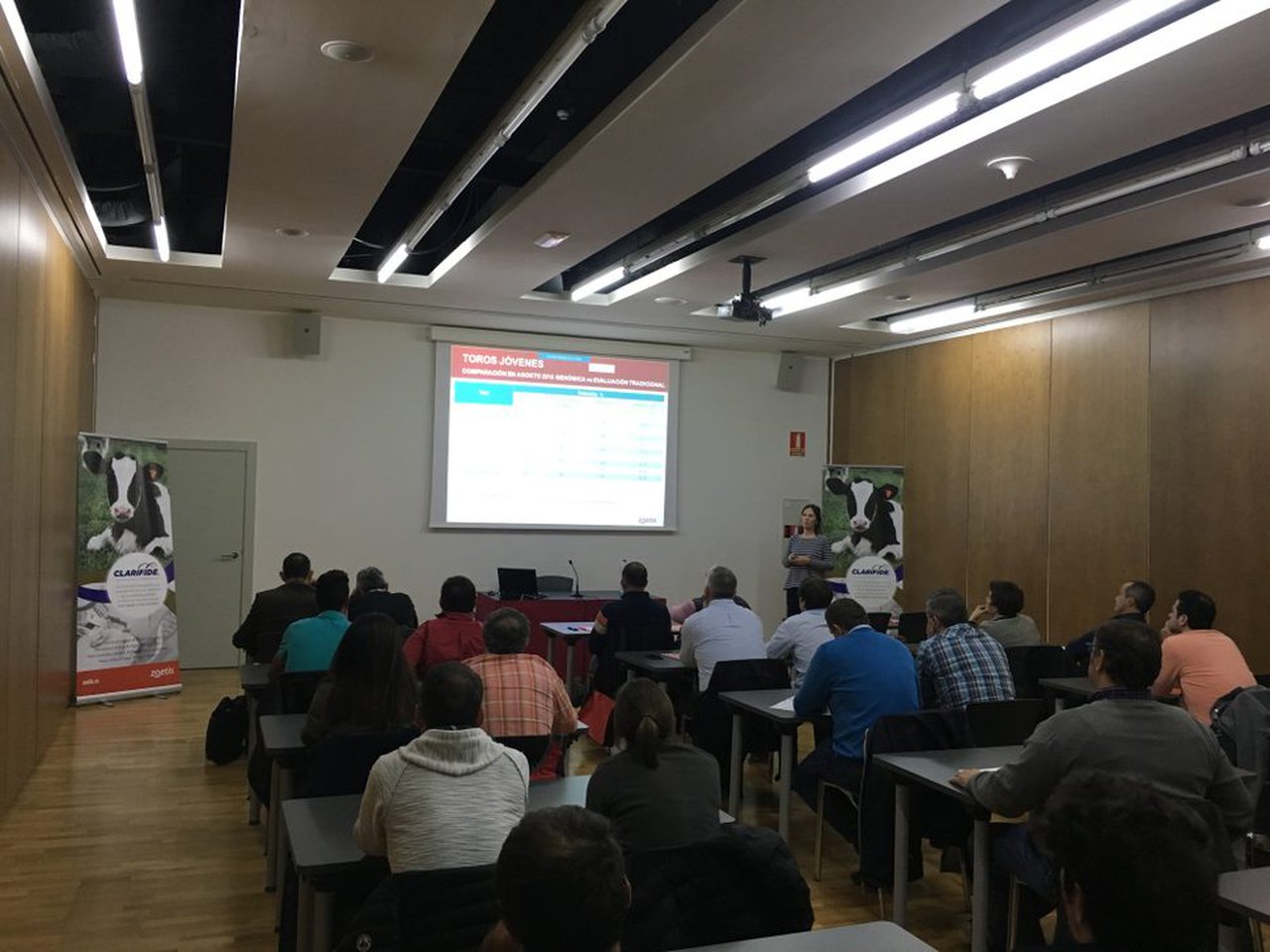 Zoetis celebra una jornada satélite en el marco de la Jornada de Humeco