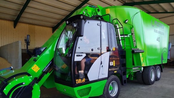 TLM presentará el nuevo Matrix Rover Jumbo Ultra en la ganadería Hermanos Fuertes Holstein