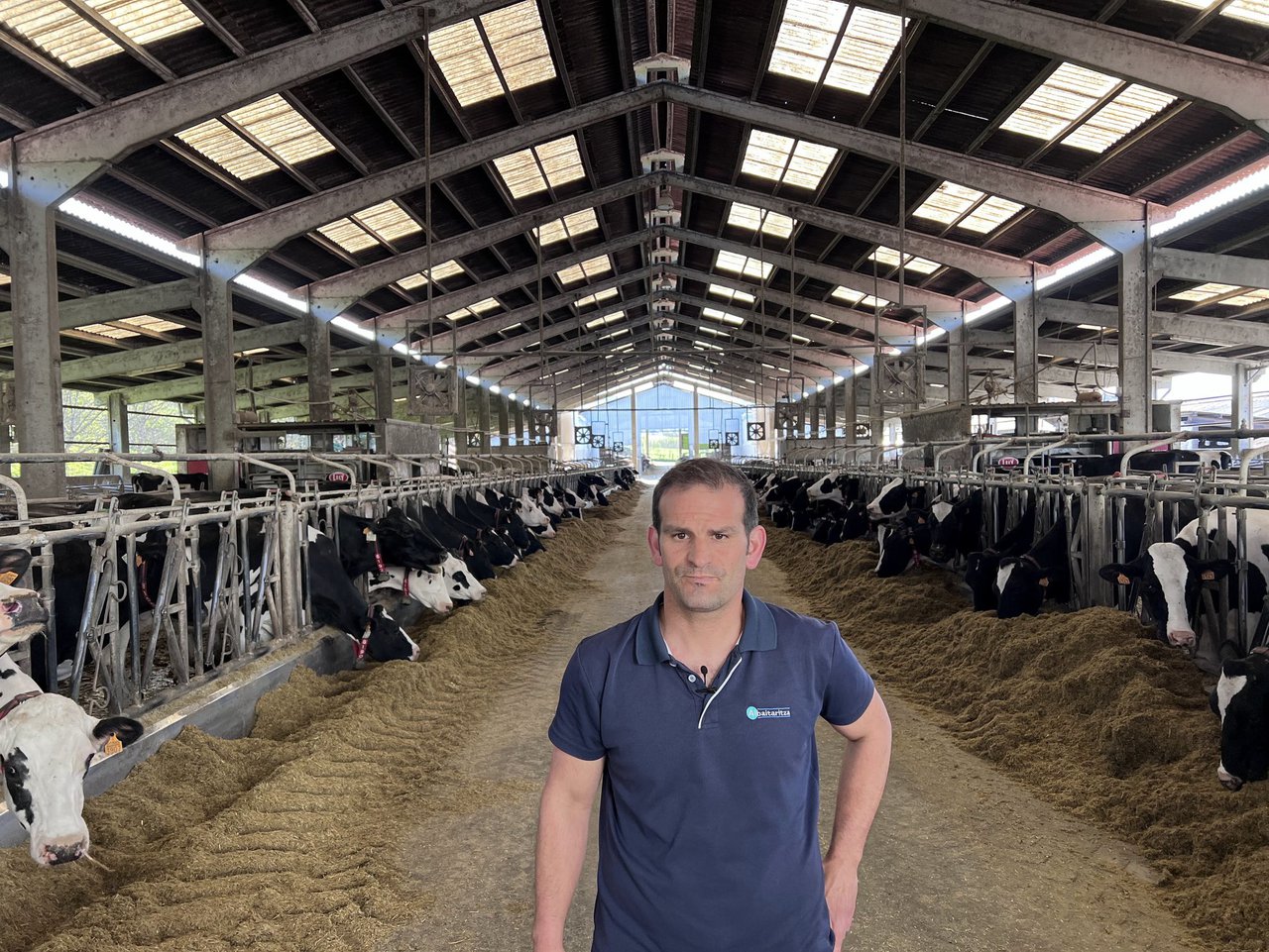 A filosofía Lely para o muxido en grandes explotacións (VII): o día a día na cooperativa San Miguel de Aralar