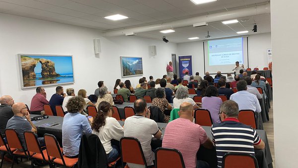 Hipra celebrou a finais de setembro unhas xornadas técnicas sobre a síndrome respiratoria bovino
