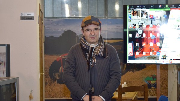 Enxeñería agícola e profesionais do desenvolvemento local acordan impulsar o emprendemento rural