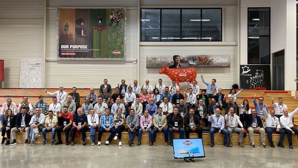 Kuhn Ibérica celebrou o seu 20.º aniversario coa rede de concesionarios