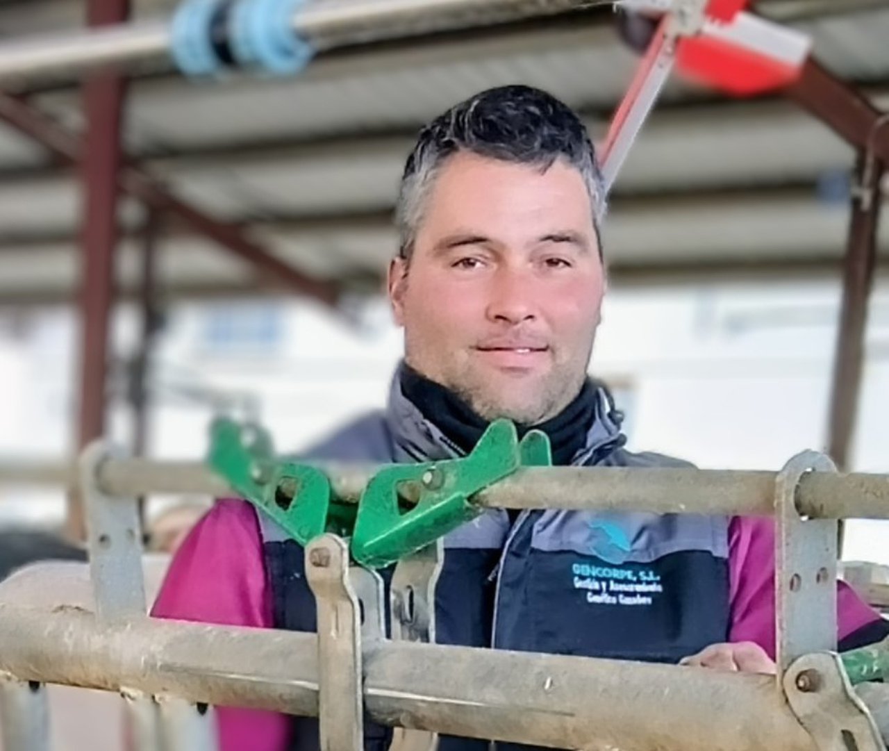 Os Premios BVD Zero España 2025 recoñecen ao veterinario Federico Prieto como primeiro clasificado