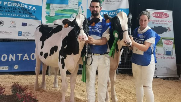 A xovenca gran campiona do Open Feiradeza 2022 é Rey 1085 Moovin Soly ET