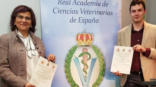 A Real Academia de Ciencias Veterinarias de España distingue a dous investigadores da USC