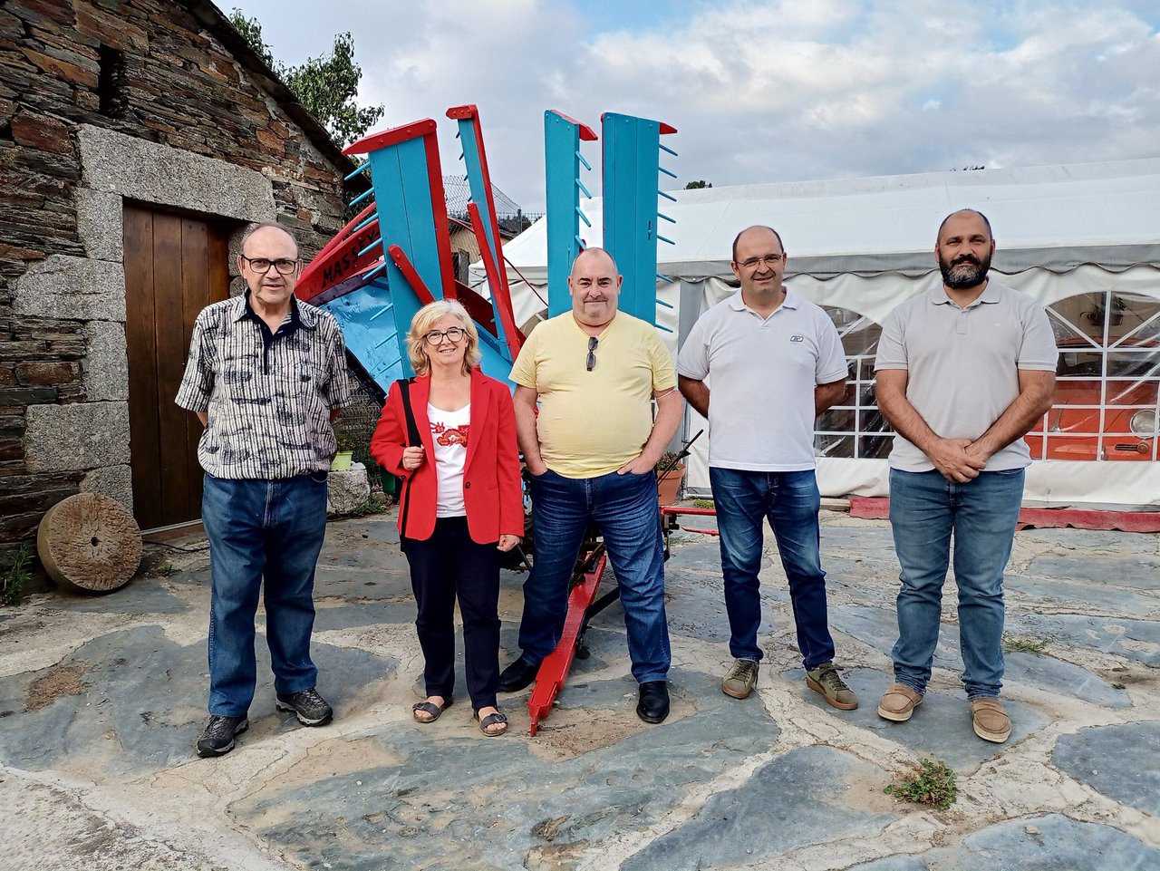 Os colexios profesionais de enxeñarías agrónoma, de montes e forestal e de técnicos agrícolas buscan promover unha xestión racional da terra
