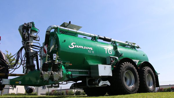 Ampliada en Durán Maquinaria a gama de cubas de xurro de Samson co novo modelo TG 15