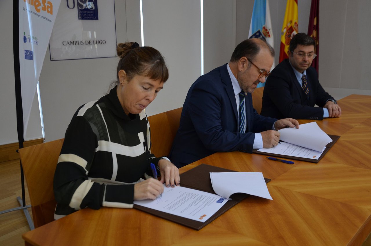 Aresa y la USC firman un nuevo convenio con el que se da inicio al XXV Premio Aresa de Desarrollo Rural