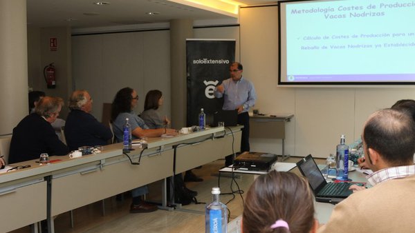 O grupo de expertos de soloExtensivo marca as liñas de traballo para 2020
