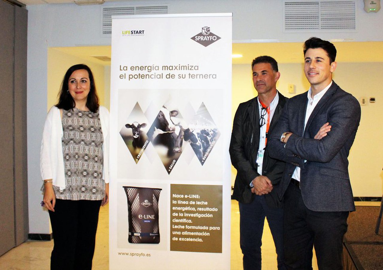Trouw Nutrition presentou o primeiro leite da súa liña enerxética Sprayfo en Anembe