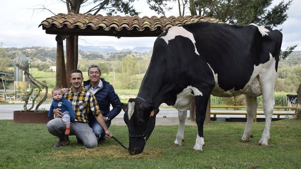 Máis que un gandeiro por vocación: entusiasmado, innovador e loitador