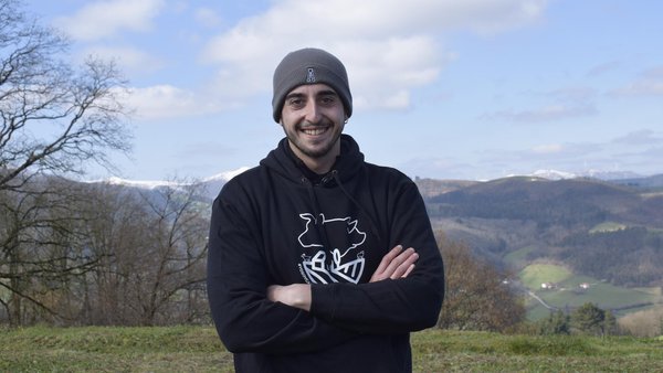 “Se che gustan os animais, é o  mellor que che pode pasar: traballar  no campo”