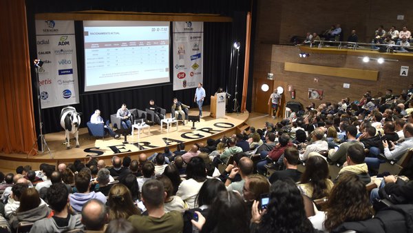 La genómica, el ordeño, la tecnología y los forrajes protagonizaron las Jornadas Técnicas de Seragro