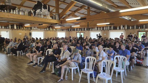 O Congreso Internacional de ANKA reuniu podólogos procedentes dunha trintena de nacionalidades na granxa Mas Bes