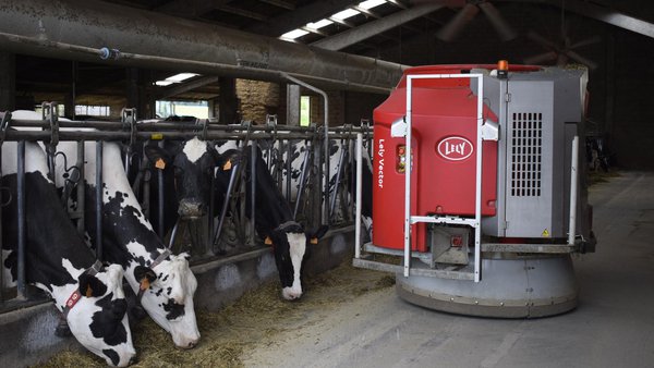 Lely Vector, a solución que impulsa a produción e simplifica o traballo nas granxas