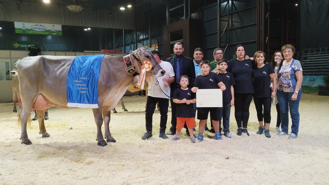 Sobrefuente Blooming Dilaila acaba de recibir la palmada de la victoria en el 33.º Concurso Nacional de la Raza Parda
