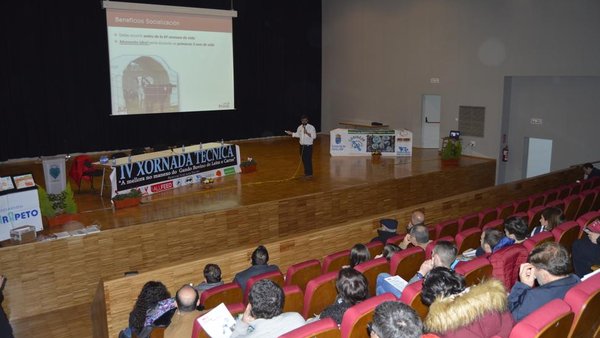 A xornada técnica sobre mellor do manexo celebrada en Agolada, xa en vídeo